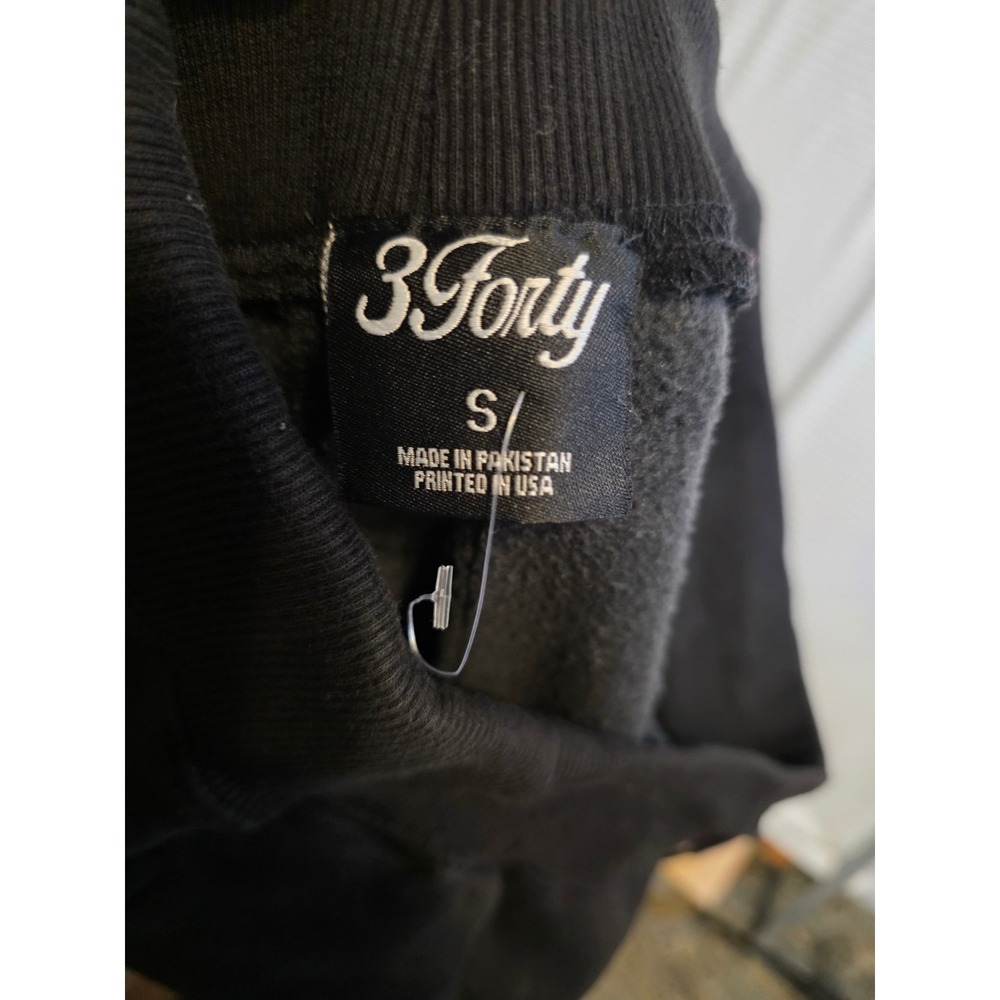 1332 3Forty Live Bold Graphic Joggers Black Yellow Script Sweatpants Small